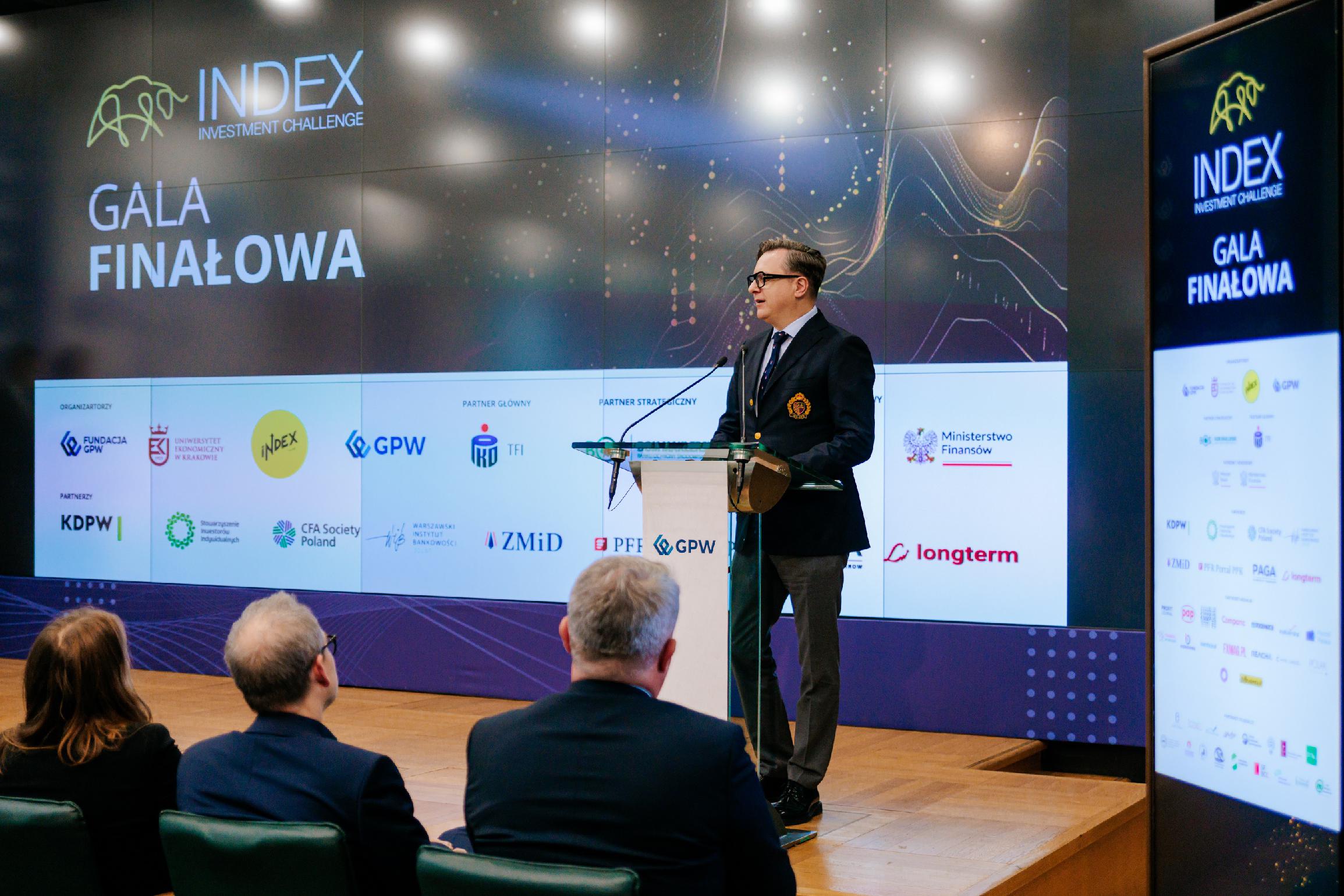 Index Investemnt Challenge Rafał Madej